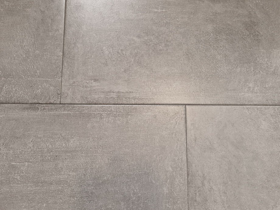 grauer Boden Doppelhaush�lfte D�ren