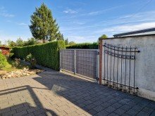 Tor zum seitlichen Weg modernisiertes Reiheneckhaus in D�ren Stadt im Gr�ng�rtel mit Garten und genehmigtem Anbau