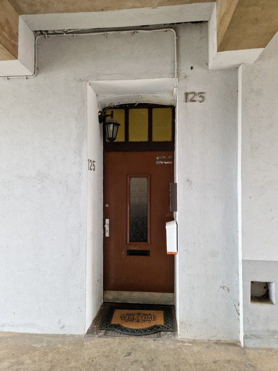 Eingang zum Flur Zweifamilienhaus D�ren