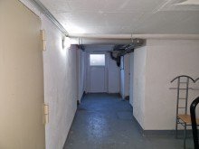 Flur mit Ausgang zum Garten Kreuzau Obermaubach, ruhige Lage, freistehendes Einfamilienhaus mit gro�em Garten, Keller und Garage