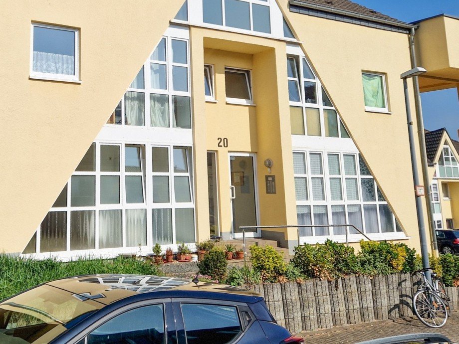 Hauseingang Etagenwohnung Langerwehe