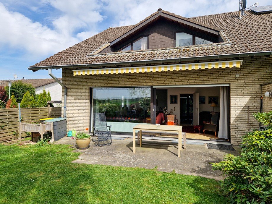 21,9 m� Terrasse Doppelhaush�lfte D�ren