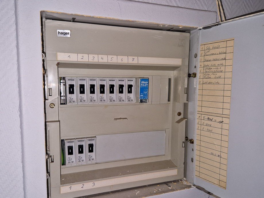 weitere Sicherungen Doppelhaush�lfte D�ren