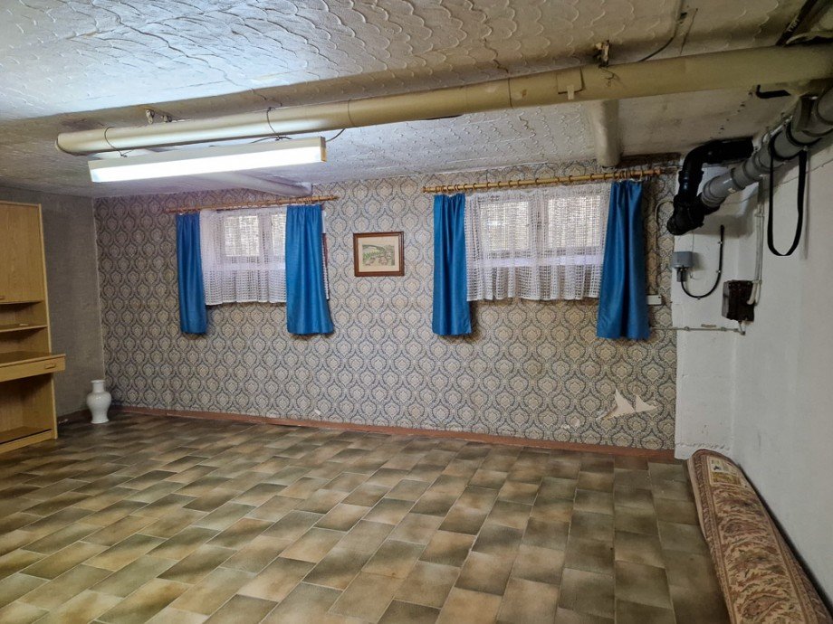 Keller 2 zur Stra�e Bungalow Linnich