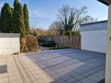 s�dlich ausgerichtet Bungalow mit Doppelgarage, Keller und pflegeleichtem Garten in ruhiger Lage von Linnich Welz