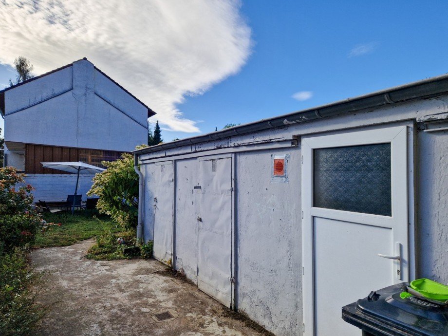 Anbauten mit Mehrfamilienhaus D�ren