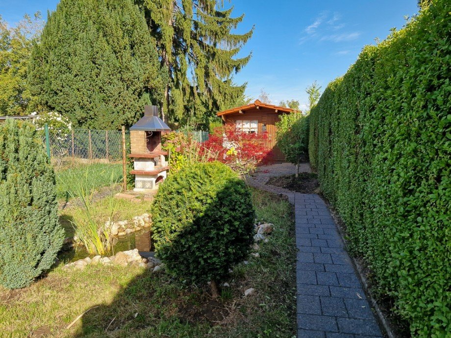 sch�n angelegt Reiheneckhaus D�ren