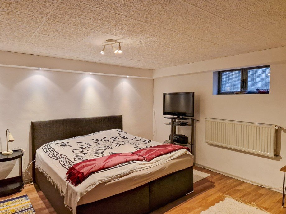 mit Laminatboden Doppelhaush�lfte D�ren