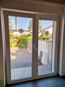 T�r zur Terrasse mit modernisiertes Reiheneckhaus in D�ren Stadt im Gr�ng�rtel mit Garten und genehmigtem Anbau
