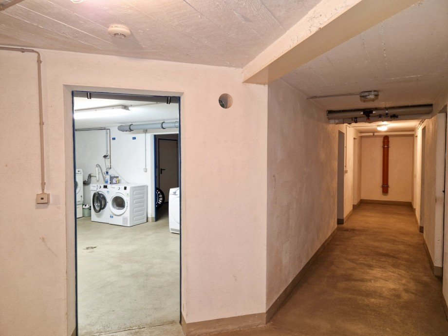 Flur im Keller Etagenwohnung Kreuzau
